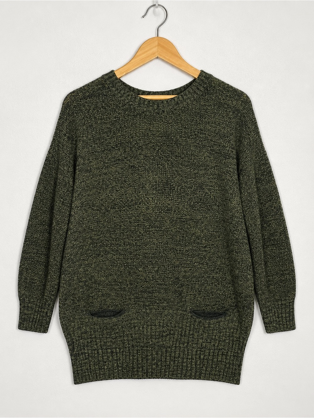 Romeo & Juliet‎ Couture Sweater